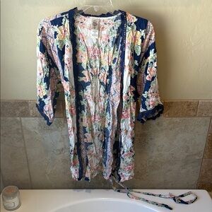 Floral kimono with Navy Accents